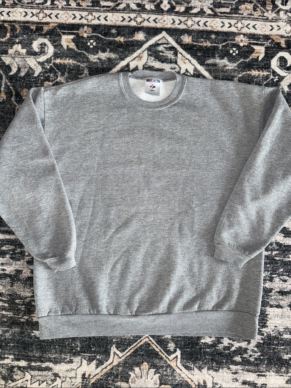 Vintage Jerzees Gray Crewneck Sweatshirt - Classic Pullover
